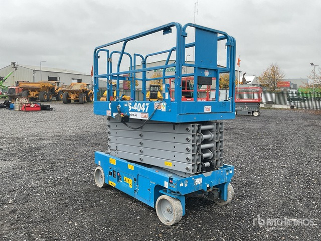 2019 Genie GS4047 2019 Genie GS4047 Scissor Lift Scissor Lift - Scissor lift: picture 4 2019 Genie GS4047 2019 Genie GS4047 Scissor Lift Scissor Lift - Scissor lift: picture 4
