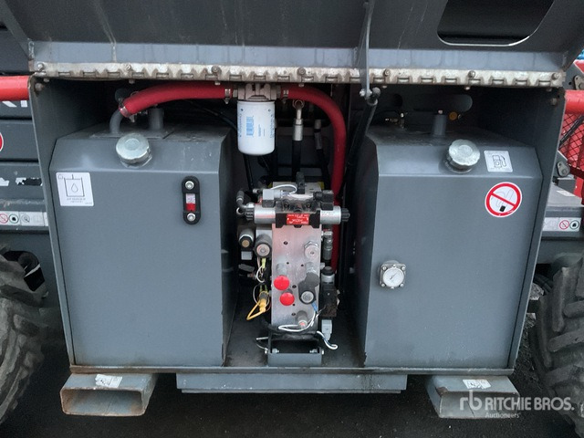 2020 Skyjack SJ6826 RT 4x4 Diesel Scissor Lift - Scissor lift: picture 5 2020 Skyjack SJ6826 RT 4x4 Diesel Scissor Lift - Scissor lift: picture 5