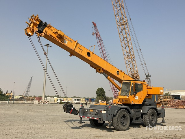 1999 Grove RT522B 22 ton 4x4x4 Rough Terrain Crane - Rough terrain crane: picture 1 1999 Grove RT522B 22 ton 4x4x4 Rough Terrain Crane - Rough terrain crane: picture 1