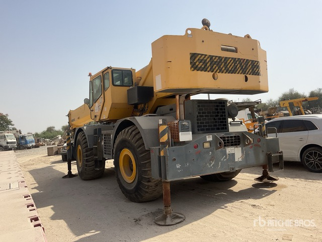 2007 Grove RT700E 55 ton 4x4x4 (Inoperable) Rough Terrain Crane - Rough terrain crane: picture 3 2007 Grove RT700E 55 ton 4x4x4 (Inoperable) Rough Terrain Crane - Rough terrain crane: picture 3