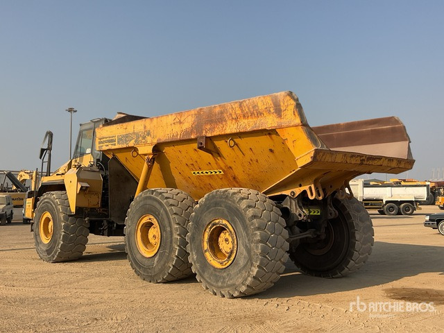 2011 Komatsu HM400-2R Articulated Dump Truck - Articulated dumper: picture 2 2011 Komatsu HM400-2R Articulated Dump Truck - Articulated dumper: picture 2