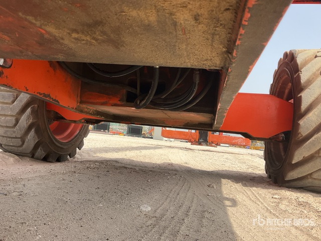 2012 JLG 800AJ 4WD Diesel Articulating Boom Lift - Articulated boom: picture 5 2012 JLG 800AJ 4WD Diesel Articulating Boom Lift - Articulated boom: picture 5