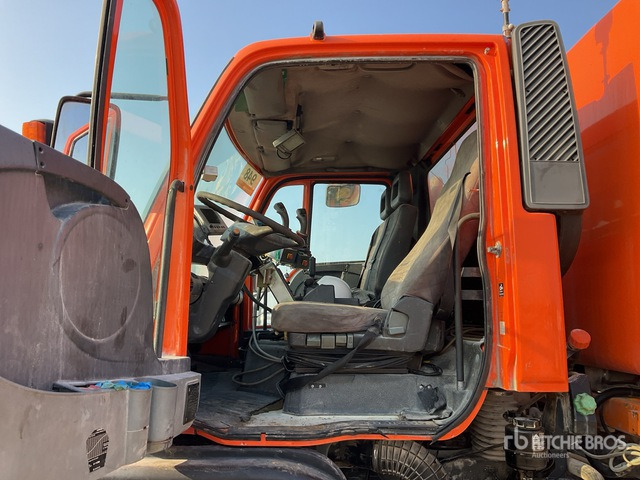 2012 Mercedes-Benz Unimog 500 Solar Panel Cleaning Truck :Misc. Truck - Road sweeper: picture 5 2012 Mercedes-Benz Unimog 500 Solar Panel Cleaning Truck :Misc. Truck - Road sweeper: picture 5