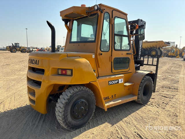 2013 Hyundai 50DF-7 5 ton Forklift - Diesel forklift: picture 3 2013 Hyundai 50DF-7 5 ton Forklift - Diesel forklift: picture 3