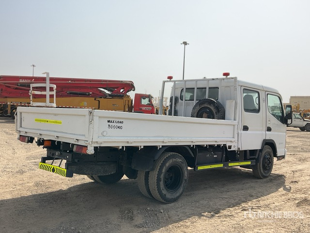 2014 Mitsubishi 4x2 Crew Cab Flatbed Truck - Dropside/ Flatbed truck: picture 4 2014 Mitsubishi 4x2 Crew Cab Flatbed Truck - Dropside/ Flatbed truck: picture 4