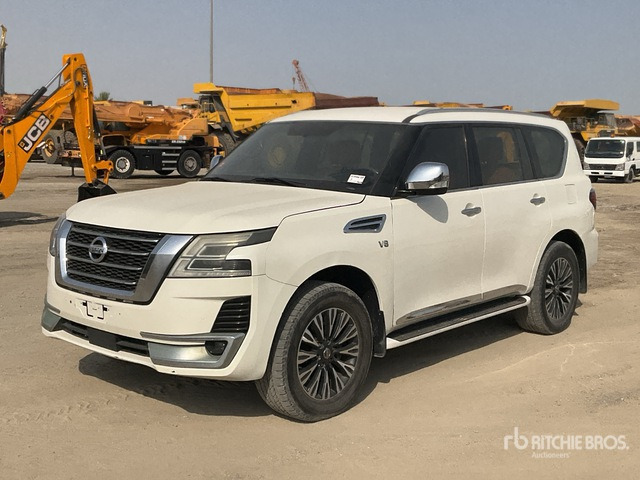 2015 Nissan Patrol Platinum 4x4 SUV - SUV: picture 2 2015 Nissan Patrol Platinum 4x4 SUV - SUV: picture 2