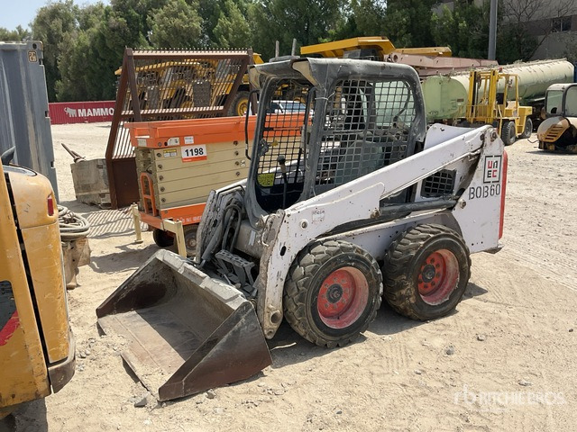 2016 Bobcat S450 (Inoperable) Skid Steer Loader - Skid steer loader: picture 1 2016 Bobcat S450 (Inoperable) Skid Steer Loader - Skid steer loader: picture 1