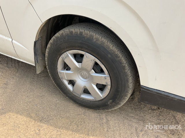 2018 Toyota Hiace 4x2 15-Seat Mini Bus - Minibus, Passenger van: picture 5 2018 Toyota Hiace 4x2 15-Seat Mini Bus - Minibus, Passenger van: picture 5