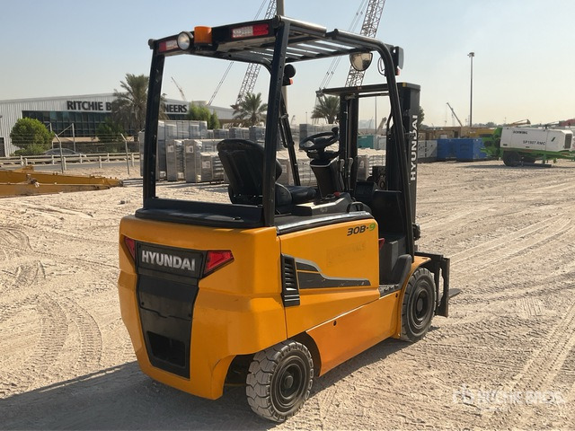 2019 Hyundai 30B-9 3 ton Electric Forklift - Electric forklift: picture 3 2019 Hyundai 30B-9 3 ton Electric Forklift - Electric forklift: picture 3