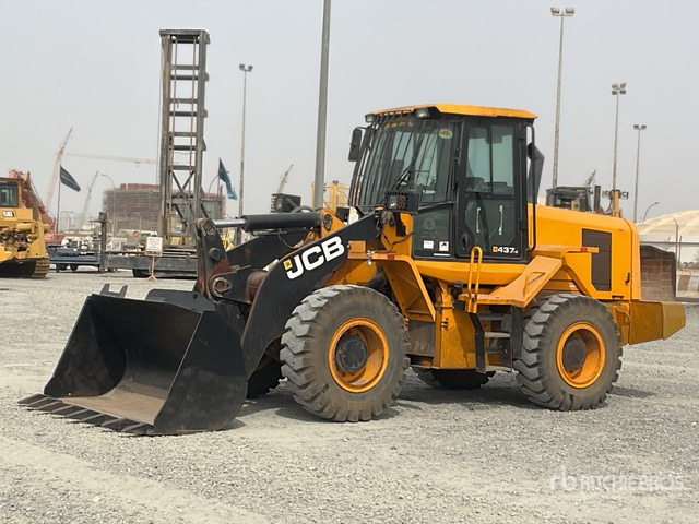 2019 JCB 437-4 - Wheel loader: picture 1 2019 JCB 437-4 - Wheel loader: picture 1