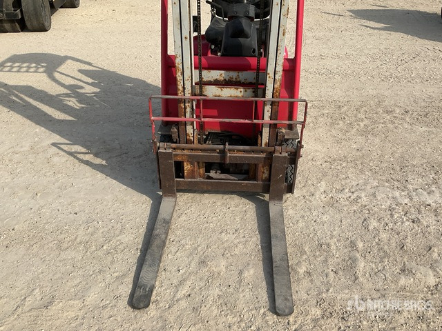 Electric forklift 2022 Toyota 3FBKL5 500 kg Electric Forklift: picture 6