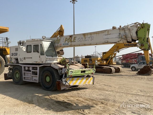 Kato KR25H-V - Rough terrain crane: picture 2 Kato KR25H-V - Rough terrain crane: picture 2