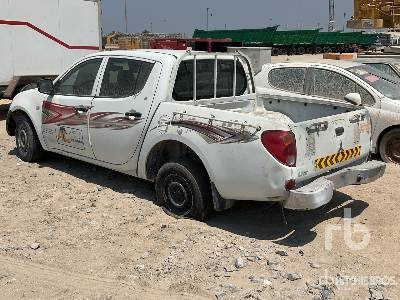 MITSUBISHI L200 - Pickup truck: picture 2 MITSUBISHI L200 - Pickup truck: picture 2