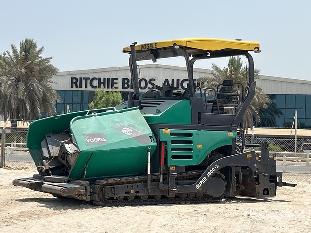 Vogele Super 1800-2 - Asphalt paver: picture 1 Vogele Super 1800-2 - Asphalt paver: picture 1