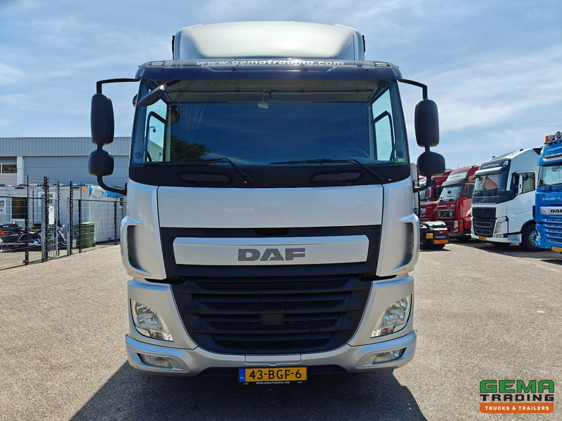Curtainsider truck DAF CF 400 FAN 6x2/4 SpaceCab Euro6A - Schuifzeilenbak 7.7m + Laadklep 2000kg - HH Vloer - AanhangerKoppeling: picture 7