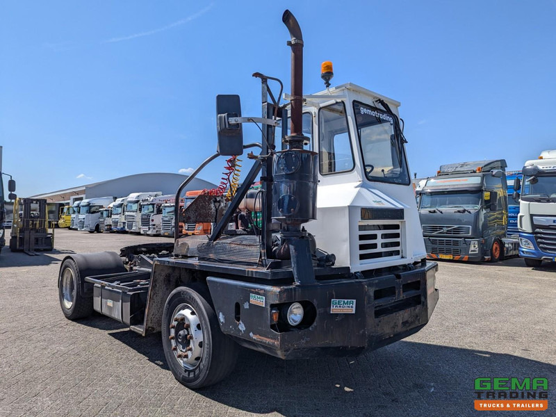 Terberg YT17 MOTOR DEFECT - MMBS Kenteken - Terminal tractor: picture 2 Terberg YT17 MOTOR DEFECT - MMBS Kenteken - Terminal tractor: picture 2