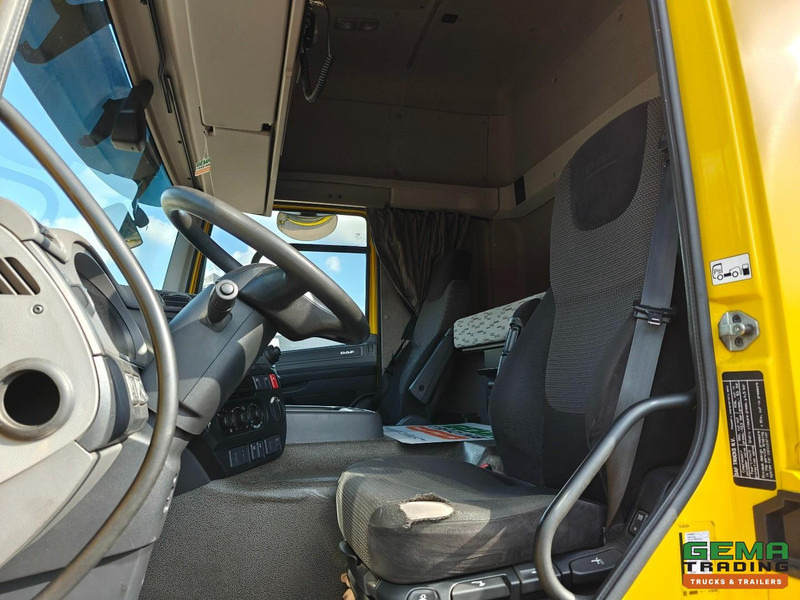 DAF CF 400 FT 4x2 Spacecab Euro6A - Side Skirts - SMARTTacho V2 - Tractor unit: picture 5 DAF CF 400 FT 4x2 Spacecab Euro6A - Side Skirts - SMARTTacho V2 - Tractor unit: picture 5