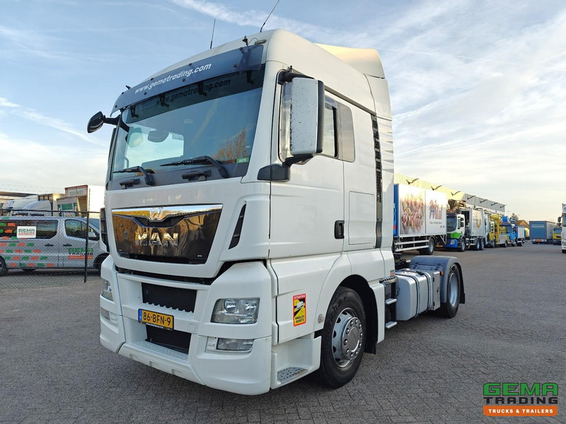 MAN TGX 18.440 4x2 XLX Euro6B - Dubbele Tanks - Standairco - SMARTTacho V2 - 09/2026 APK - Tractor unit: picture 1 MAN TGX 18.440 4x2 XLX Euro6B - Dubbele Tanks - Standairco - SMARTTacho V2 - 09/2026 APK - Tractor unit: picture 1