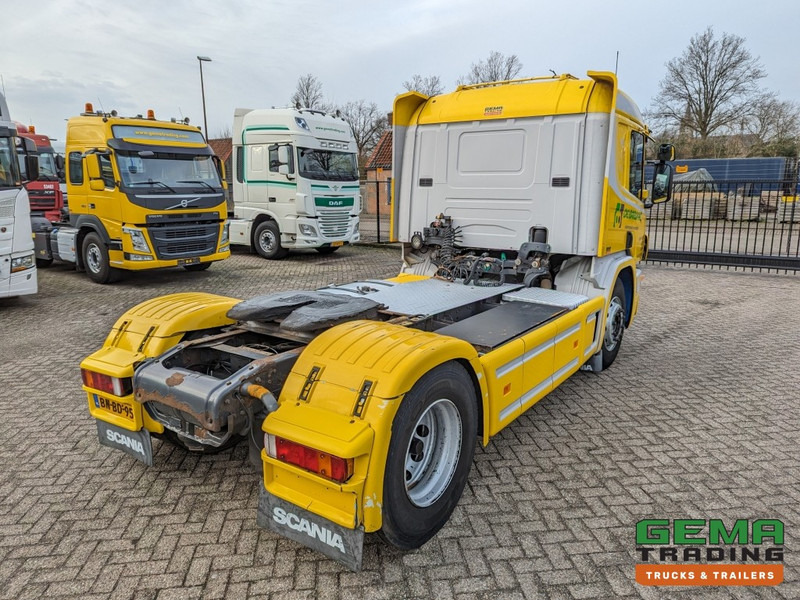 Scania P114-340 LA 4x2 CP19 Euro3 Manual - Side Skirts - Toolbox (T1350) - Tractor unit: picture 3 Scania P114-340 LA 4x2 CP19 Euro3 Manual - Side Skirts - Toolbox (T1350) - Tractor unit: picture 3