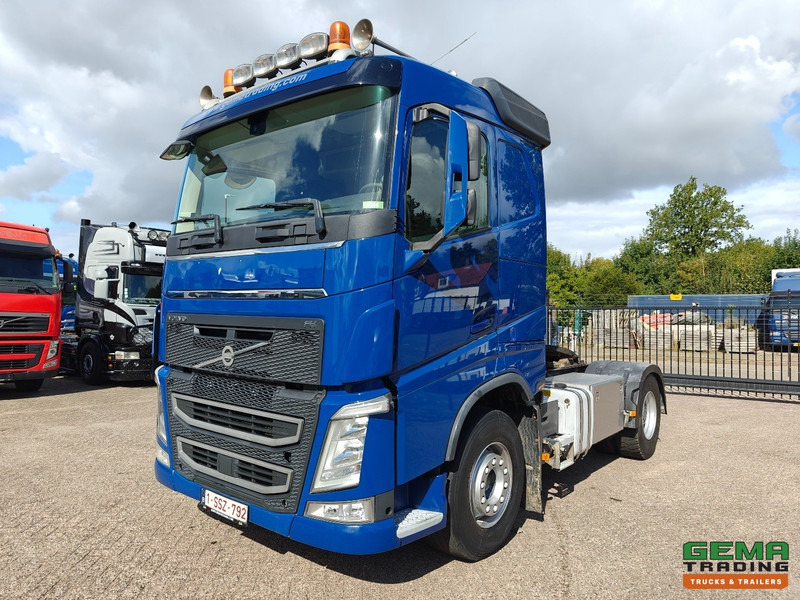 Volvo FH460 4x2 Globetrotter Euro6 - Hydrauliek - Naafreductie - 282.000KM Origineel! - Tractor unit: picture 1 Volvo FH460 4x2 Globetrotter Euro6 - Hydrauliek - Naafreductie - 282.000KM Origineel! - Tractor unit: picture 1