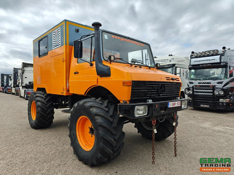 Mercedes-Benz Unimog 1300L 4x4 Handgeschakeld - GeslotenBak - PTO - Hydr. steunpoten - Webasto - SondeerWagen - Truck: picture 4 Mercedes-Benz Unimog 1300L 4x4 Handgeschakeld - GeslotenBak - PTO - Hydr. steunpoten - Webasto - SondeerWagen - Truck: picture 4
