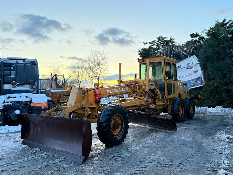 Fiat Allis FG85 ARTICULATED GRADER Ripper + Front blade - Grader: picture 2 Fiat Allis FG85 ARTICULATED GRADER Ripper + Front blade - Grader: picture 2