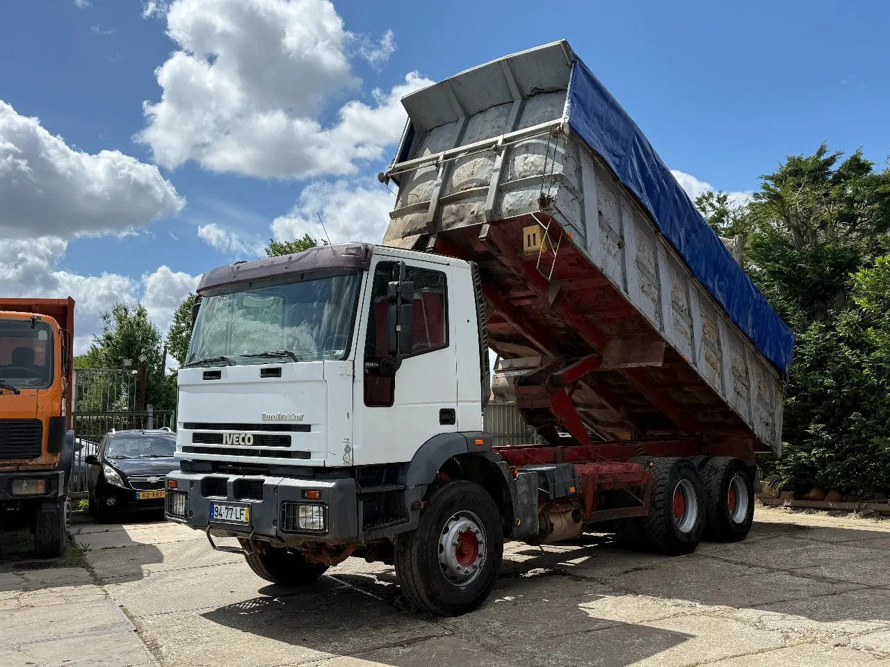 Iveco Eurotrakker 380 E34 6X4 Tipper Spring/Spring Eur - Tipper: picture 2 Iveco Eurotrakker 380 E34 6X4 Tipper Spring/Spring Eur - Tipper: picture 2