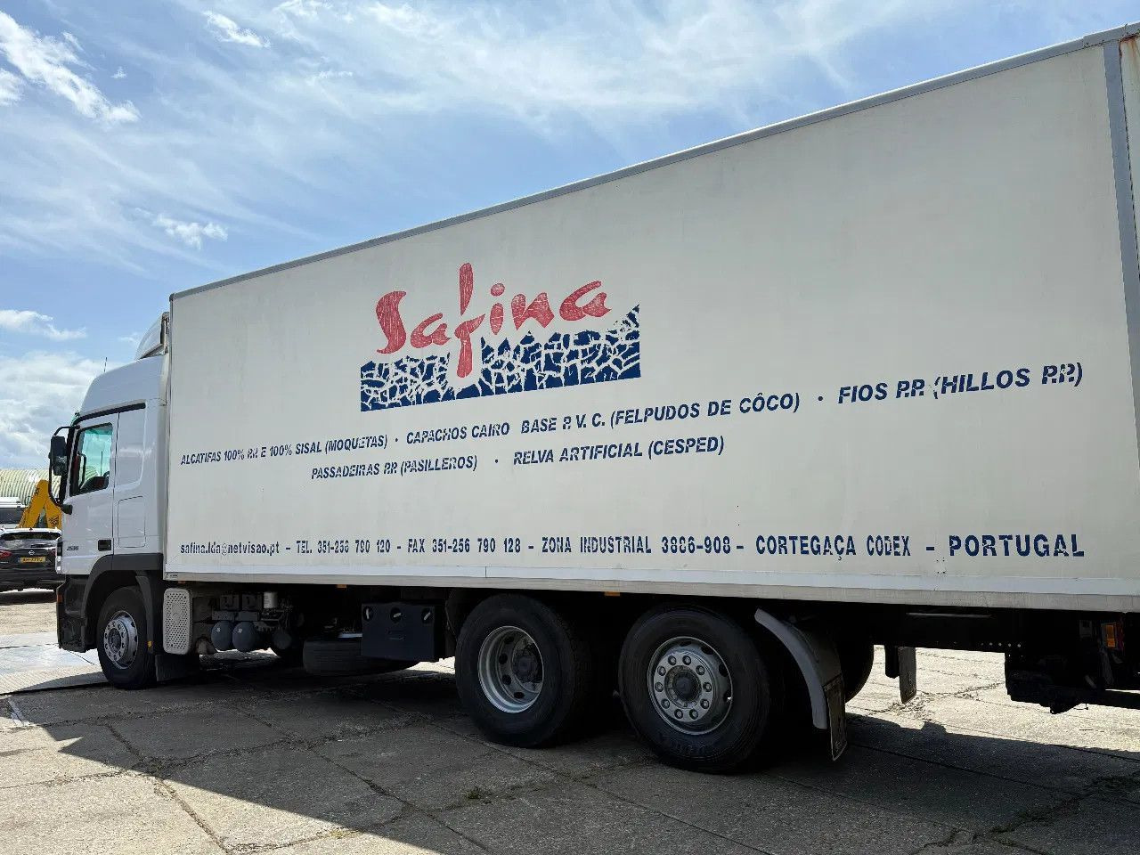 Mercedes-Benz Actros 2536 V6 6X2 Closed Box Spring/Air EPS Man - Box truck: picture 3 Mercedes-Benz Actros 2536 V6 6X2 Closed Box Spring/Air EPS Man - Box truck: picture 3