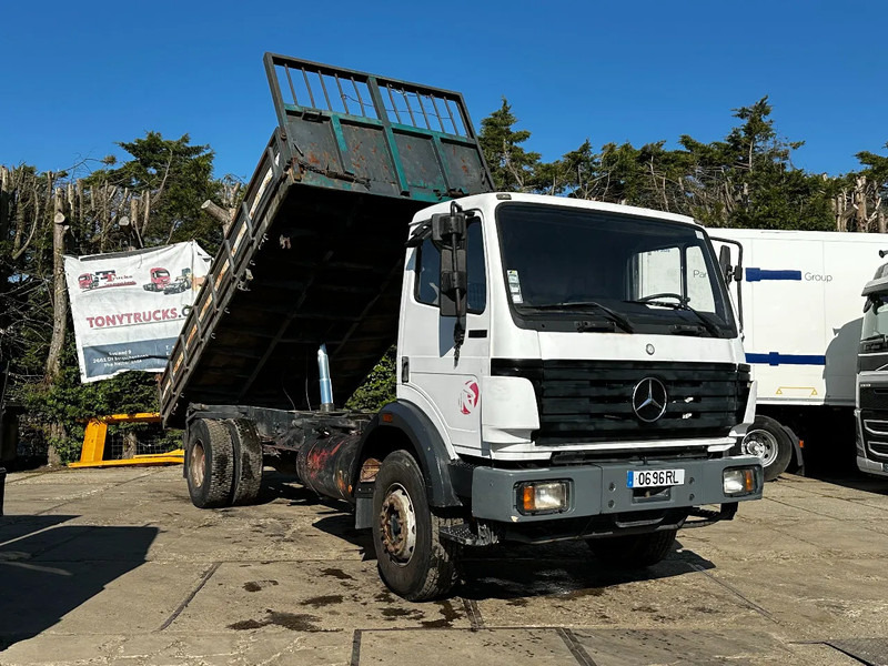 Mercedes-Benz SK 1733 V6 4X2 Tipper Spring/Spring EPS Manual Gearbox - Tipper: picture 1 Mercedes-Benz SK 1733 V6 4X2 Tipper Spring/Spring EPS Manual Gearbox - Tipper: picture 1