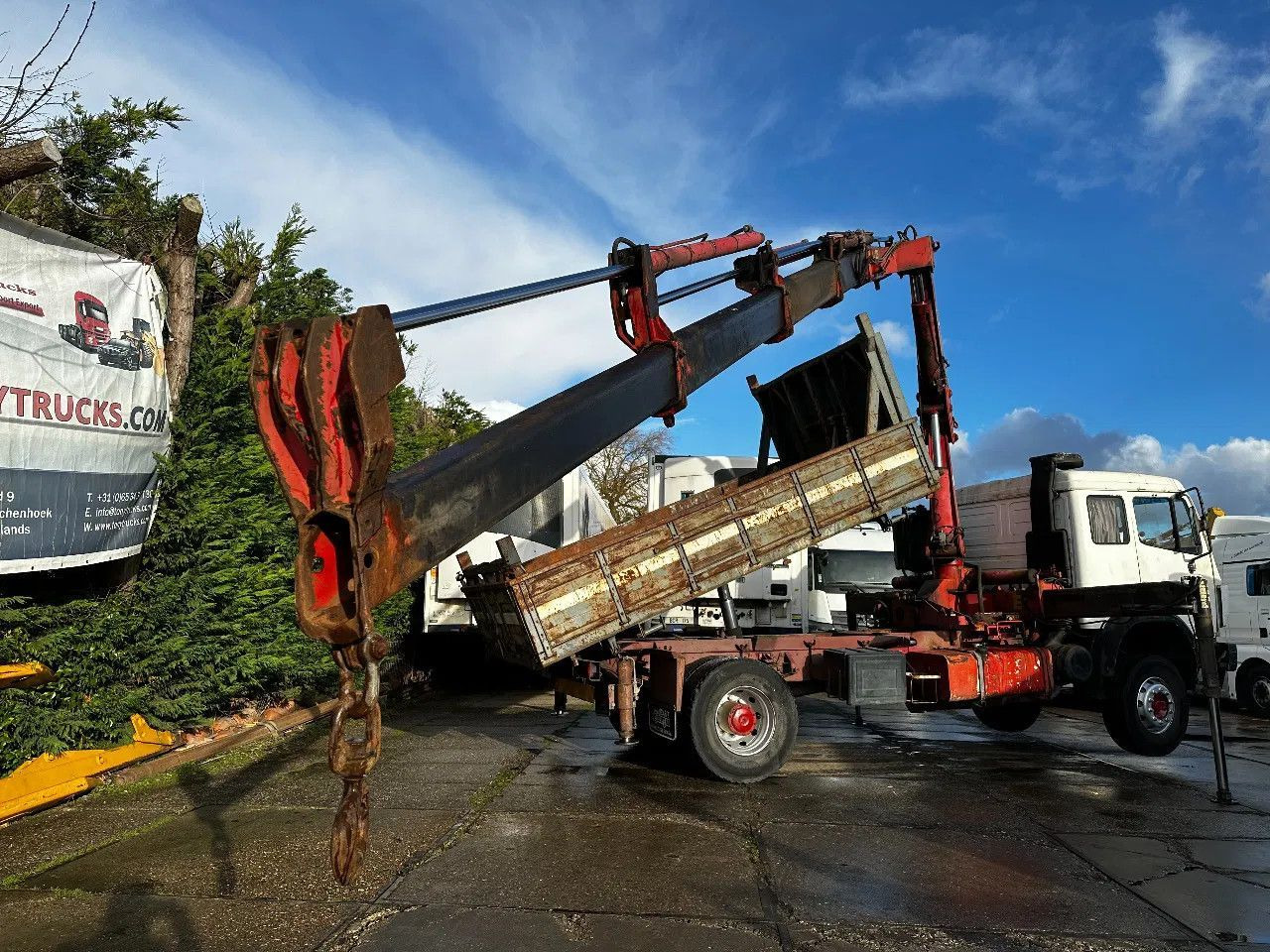 Tipper, Crane truck Mercedes-Benz SK 1935 V8 4X2 Tipper Spring/Spring AMCO V825 9T Mercedes-Benz SK 1935 V8 4X2 Tipper Spring/Spring AMCO V825 9T: picture 20