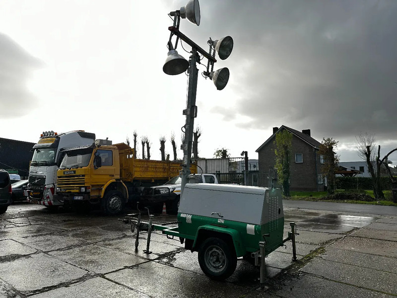 Terex AL4050 Towerlight 4X1000 Watt Lights - Lighting tower: picture 4 Terex AL4050 Towerlight 4X1000 Watt Lights - Lighting tower: picture 4