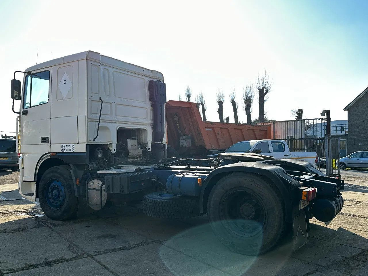 DAF XF 95.380 4X2 Tractor-unit Spring/Air ZF Manual DAF XF 95.380 4X2 Tractor-unit Spring/Air ZF Manual - Tractor unit: picture 3 DAF XF 95.380 4X2 Tractor-unit Spring/Air ZF Manual DAF XF 95.380 4X2 Tractor-unit Spring/Air ZF Manual - Tractor unit: picture 3