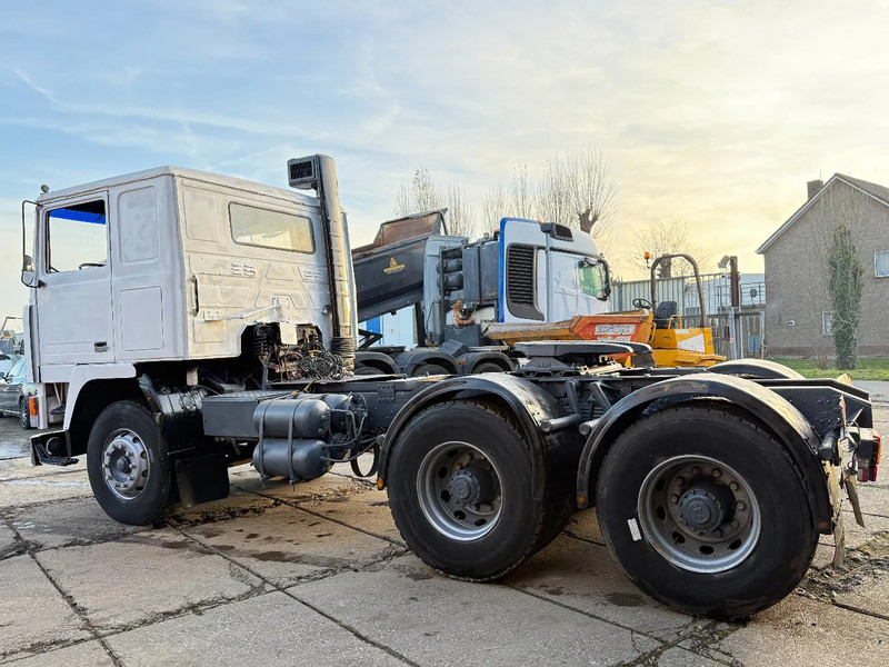 Volvo F 12 Turbo B 380 6X4 Tractor-Unit Spring/Spring Manual Gearbox - Tractor unit: picture 3 Volvo F 12 Turbo B 380 6X4 Tractor-Unit Spring/Spring Manual Gearbox - Tractor unit: picture 3