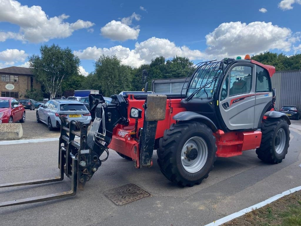 Telescopic handler Manitou MT 1440: picture 10