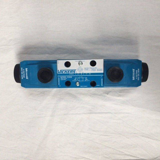 Direct. control valve for Caterpillar - Hydraulic valve for Material handling equipment: picture 1 Direct. control valve for Caterpillar - Hydraulic valve for Material handling equipment: picture 1