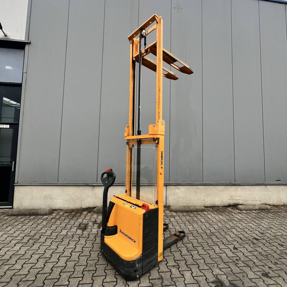 Stacker Jungheinrich EJC112: picture 14