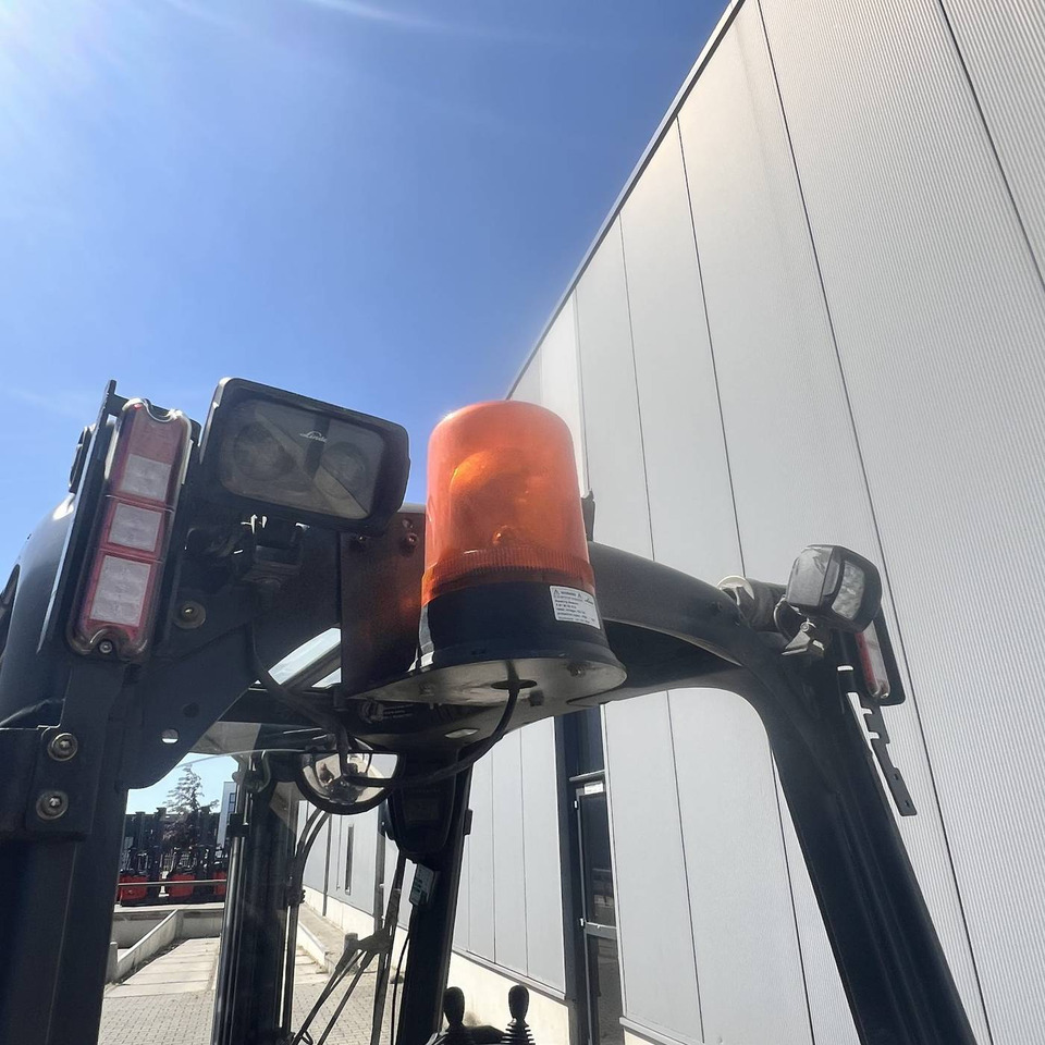 Electric forklift Linde E16PH (386-02) EVO: picture 16