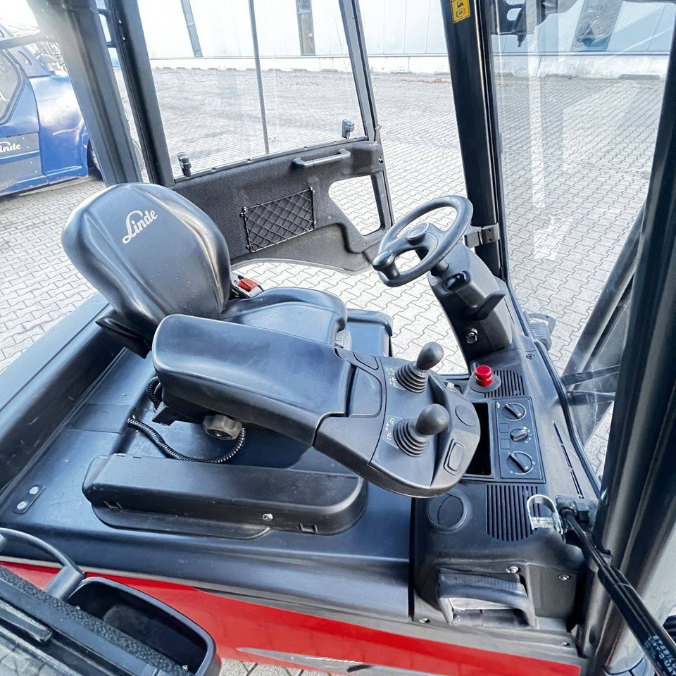 Linde E20PH (386-02) EVO - Electric forklift: picture 4 Linde E20PH (386-02) EVO - Electric forklift: picture 4