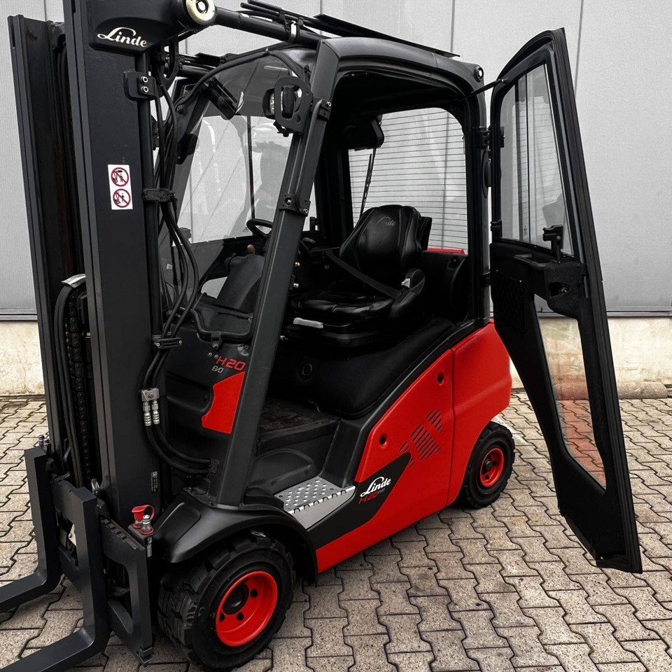 Linde H20T (391) EVO - LPG forklift: picture 5 Linde H20T (391) EVO - LPG forklift: picture 5
