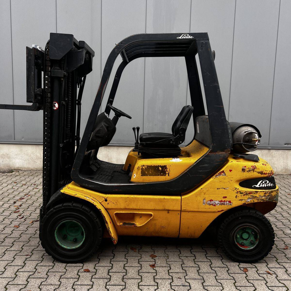 Linde H30T (351) - LPG forklift: picture 2 Linde H30T (351) - LPG forklift: picture 2