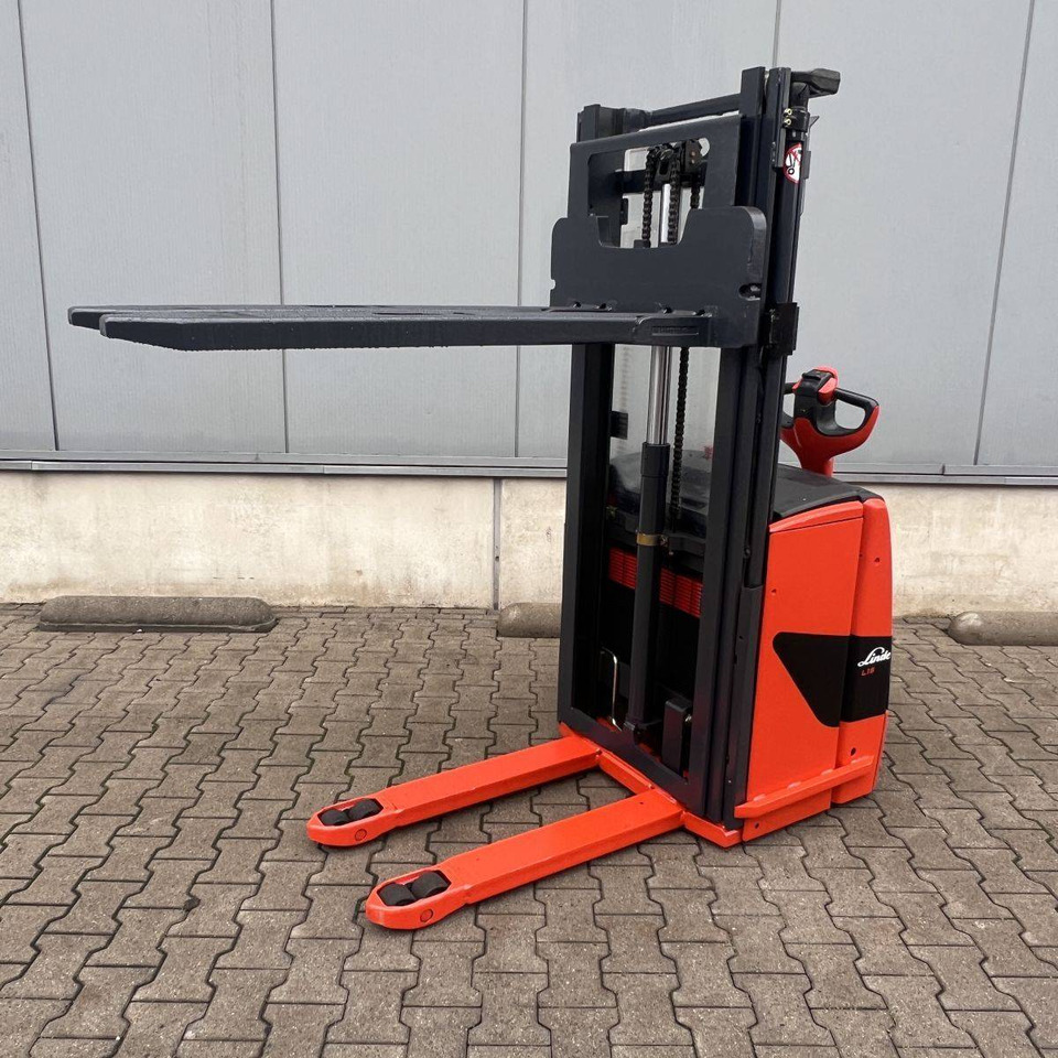 Linde L16 (1173) - Stacker: picture 5 Linde L16 (1173) - Stacker: picture 5