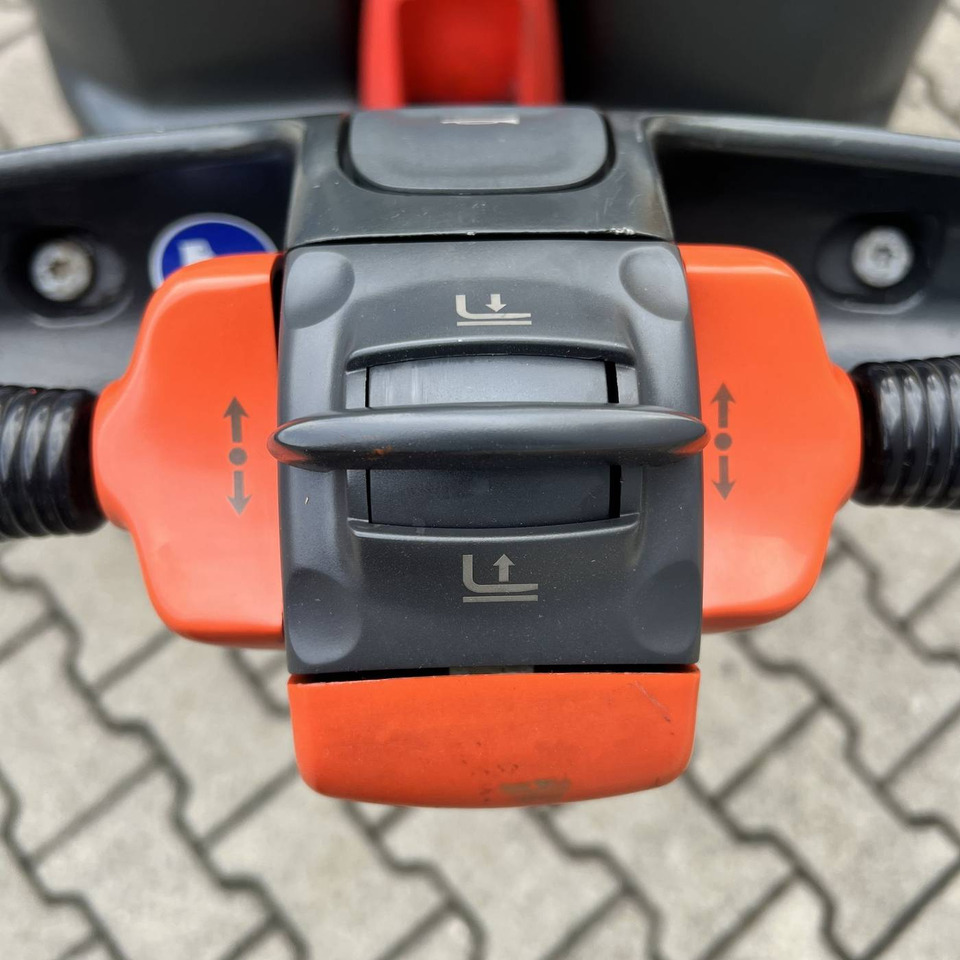 Stacker Linde L16 (372): picture 6