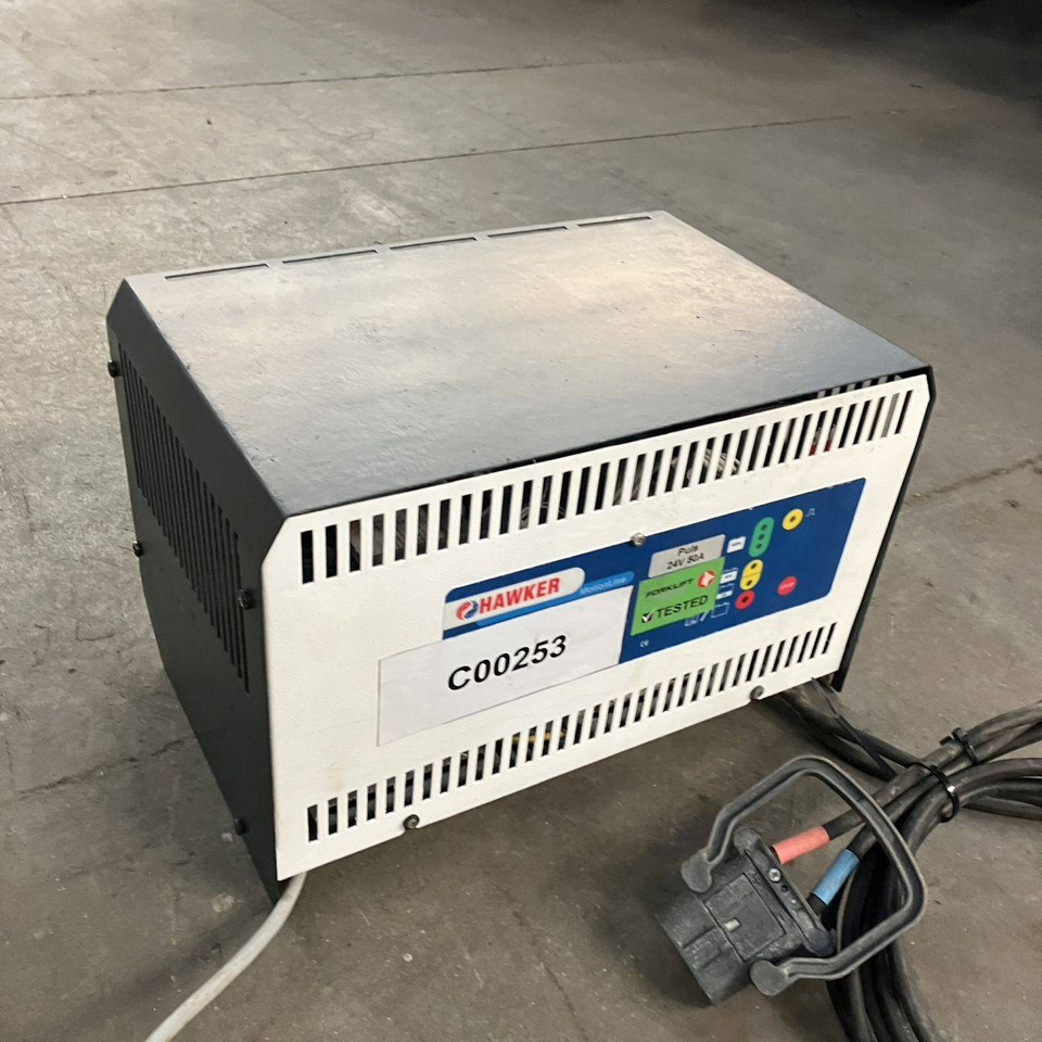 Hawker 24V/50A (2) - Spare parts for Material handling equipment: picture 2 Hawker 24V/50A (2) - Spare parts for Material handling equipment: picture 2