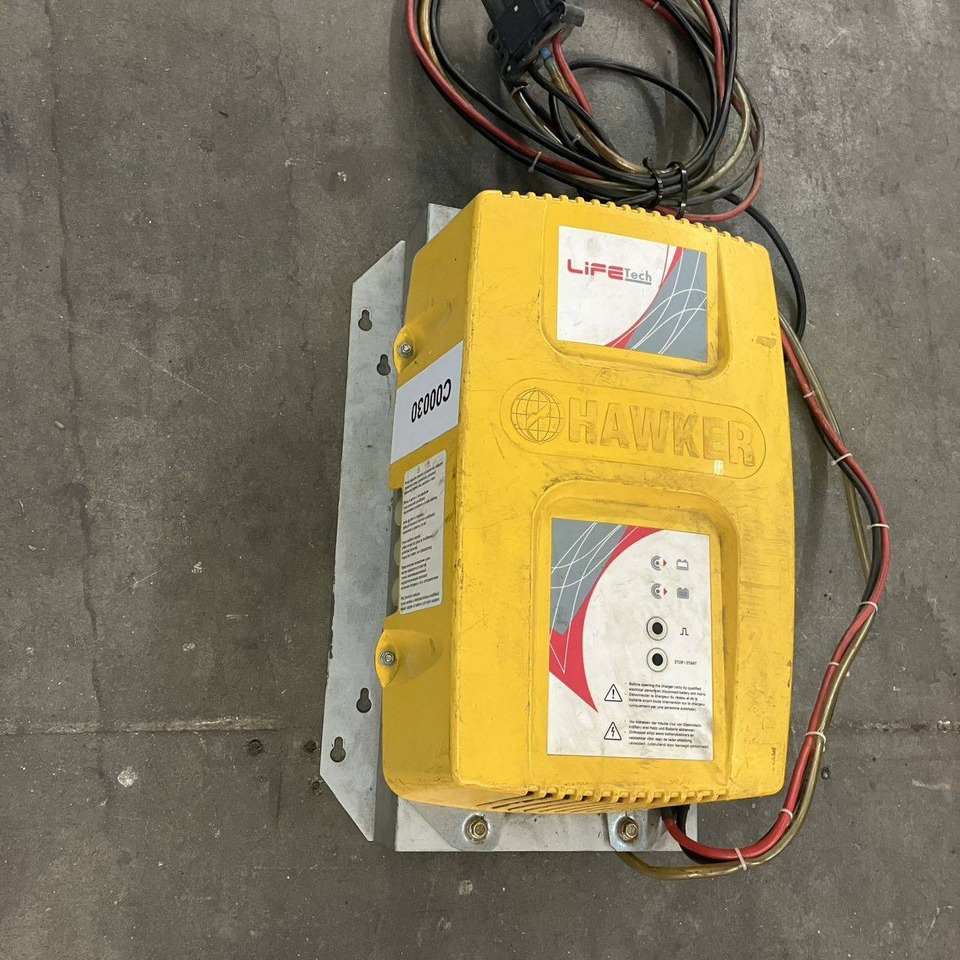 Hawker 24V/70A Lifetech - Spare parts for Material handling equipment: picture 2 Hawker 24V/70A Lifetech - Spare parts for Material handling equipment: picture 2