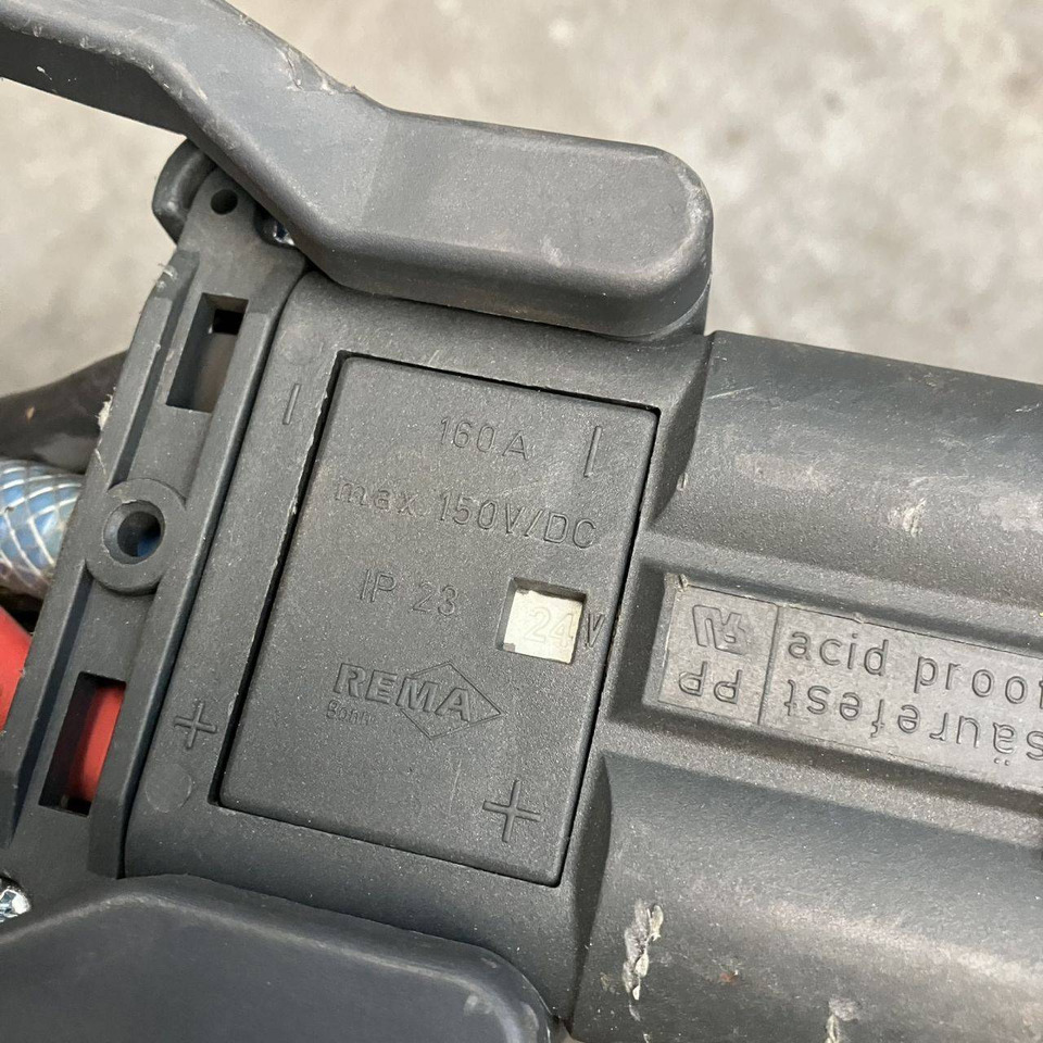 Spare parts for Material handling equipment Hawker 24V/72A Lifetech TC1LT: picture 6