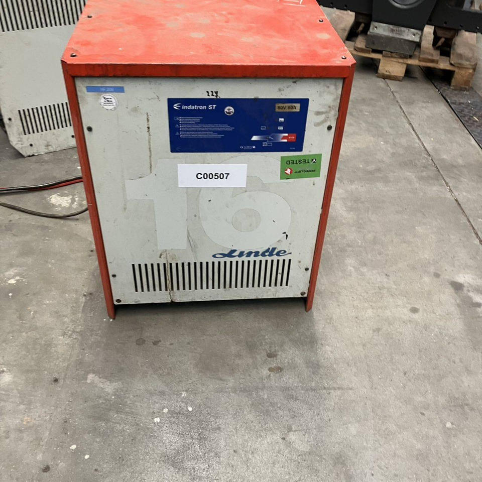 Hawker 80V/90A - Spare parts for Material handling equipment: picture 1 Hawker 80V/90A - Spare parts for Material handling equipment: picture 1
