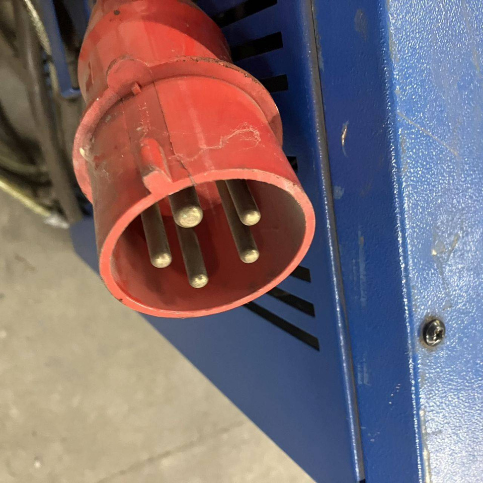 Hawker wf200 D 48V-200A Multi-E - Spare parts for Material handling equipment: picture 5 Hawker wf200 D 48V-200A Multi-E - Spare parts for Material handling equipment: picture 5