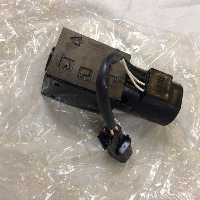 Valve assy, Solenoid for Caterpillar - Hydraulic valve for Material handling equipment: picture 2 Valve assy, Solenoid for Caterpillar - Hydraulic valve for Material handling equipment: picture 2