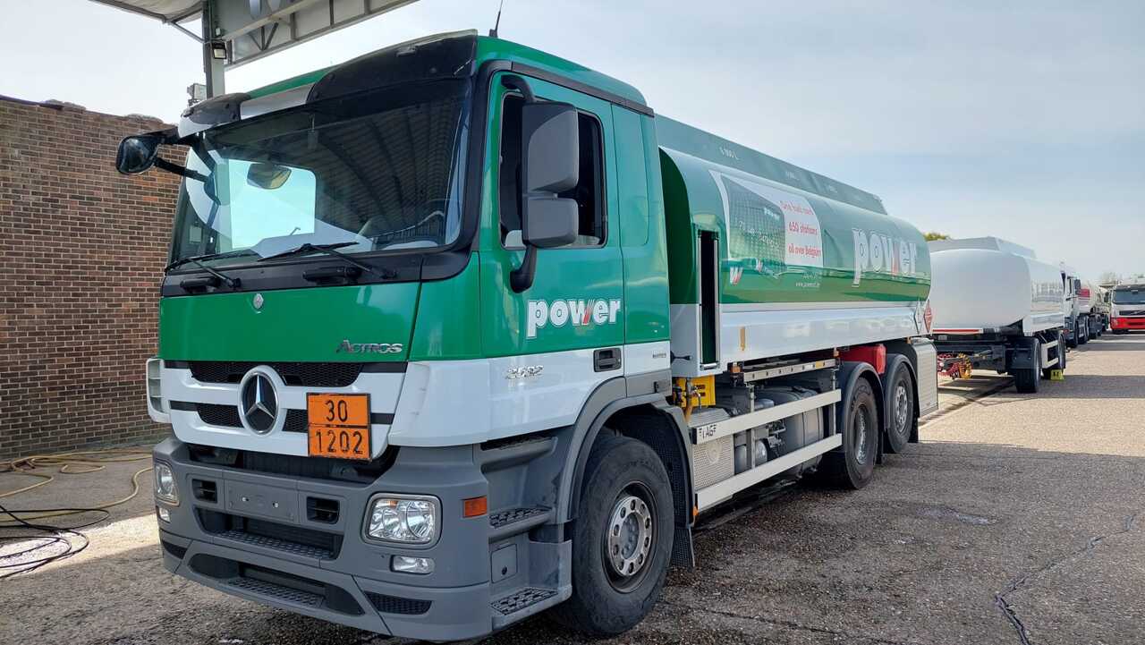 MERCEDES ACTROS - Tank truck: picture 1 MERCEDES ACTROS - Tank truck: picture 1