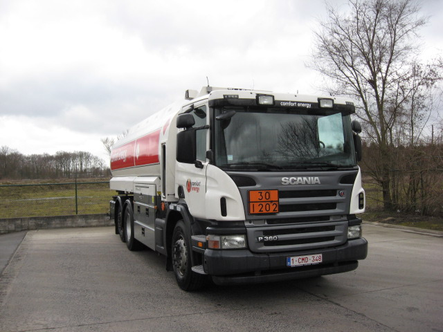 SCANIA P320/P360 (lot of 3) - Tank truck: picture 3 SCANIA P320/P360 (lot of 3) - Tank truck: picture 3